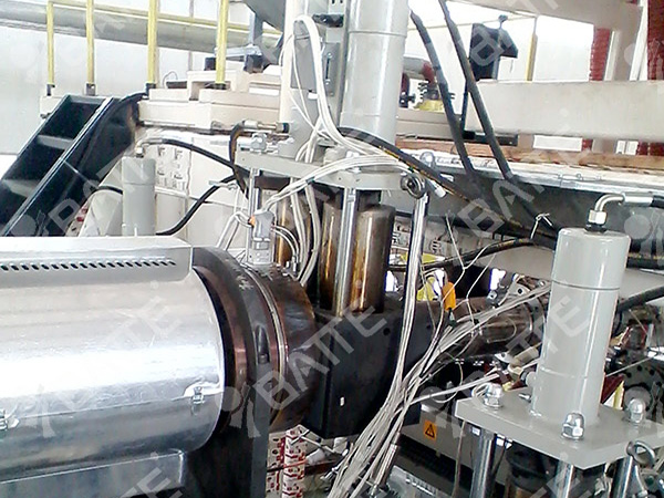 单柱双工位换网器在流延膜生产中应用
